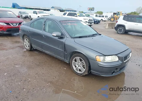 2009 Volvo S60 2.5T/2.5T Special Edition из США, поврежденный, VIN YV1RS592192727579